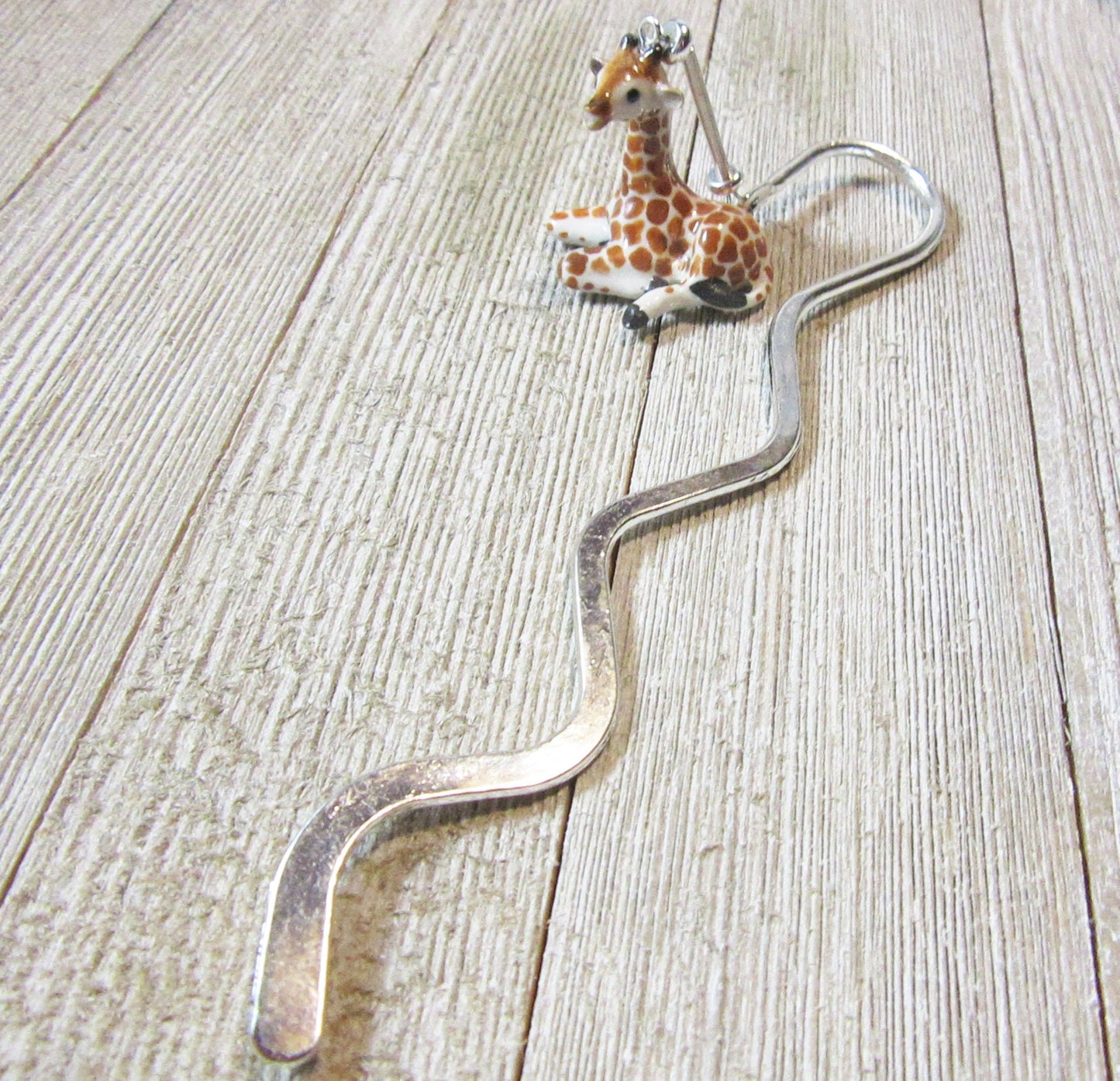 Giraffe Bookmark - Giraffe lover gift for a reader, cute porcelain figurine metal bookmark, giraffes page holder, librarian and zookeeper